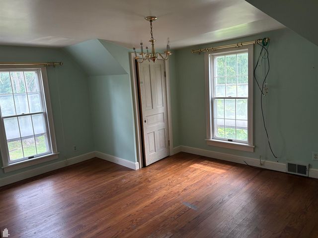 144 N Washington, Lake Orion, MI 48362