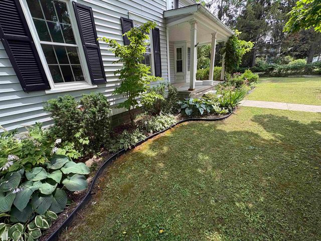 144 N Washington, Lake Orion, MI 48362
