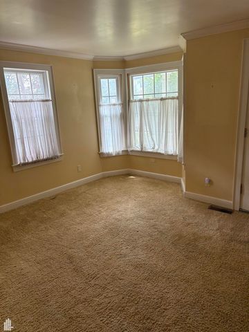 144 N Washington, Lake Orion, MI 48362