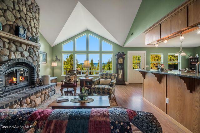 833 Drummond Peak Road, Kingston, ID 83839