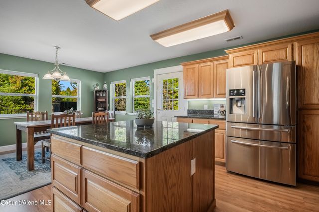 833 Drummond Peak Road, Kingston, ID 83839