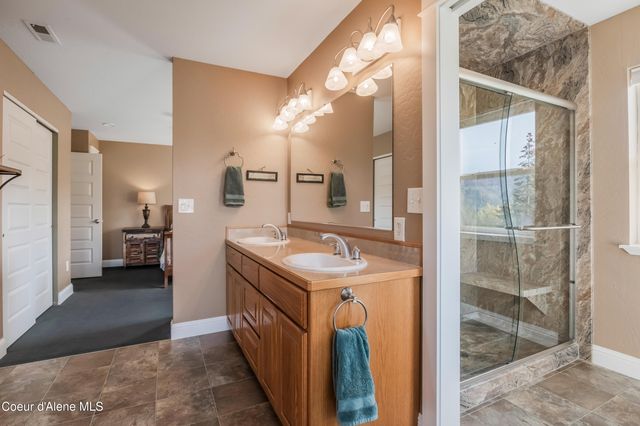 833 Drummond Peak Road, Kingston, ID 83839