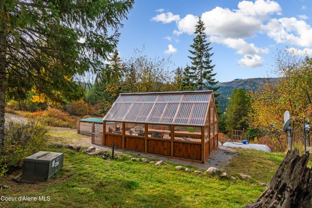 833 Drummond Peak Road, Kingston, ID 83839