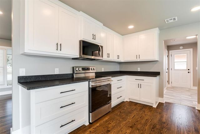 2316 Ashley Drive, Oklahoma City, OK 73120