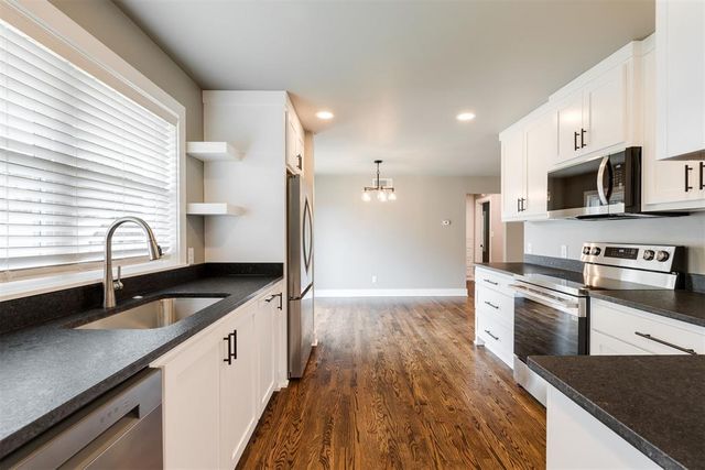 2316 Ashley Drive, Oklahoma City, OK 73120
