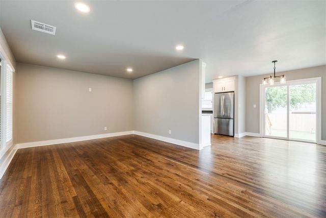 2316 Ashley Drive, Oklahoma City, OK 73120