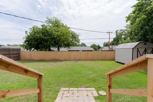 2316 Ashley Drive, Oklahoma City, OK 73120