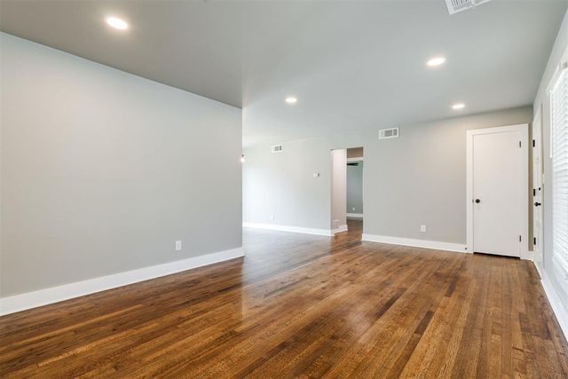 2316 Ashley Drive, Oklahoma City, OK 73120