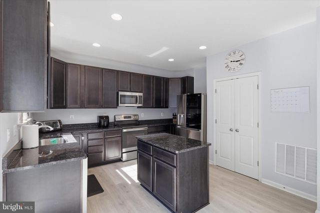 304 PARADISE VIEW DR, Greencastle, PA 17225