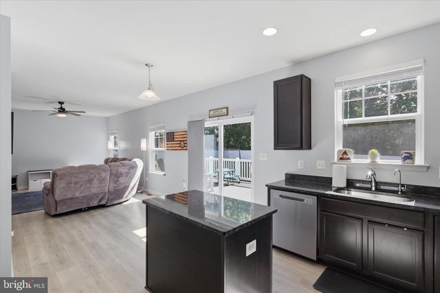 304 PARADISE VIEW DR, Greencastle, PA 17225