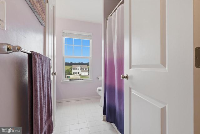304 PARADISE VIEW DR, Greencastle, PA 17225