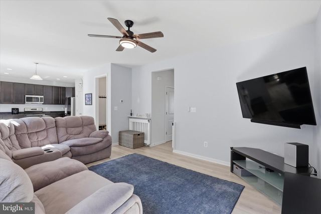 304 PARADISE VIEW DR, Greencastle, PA 17225