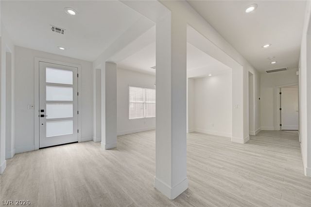 4700 Fiore Bella Boulevard, Las Vegas, NV 89135