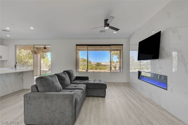 4700 Fiore Bella Boulevard, Las Vegas, NV 89135