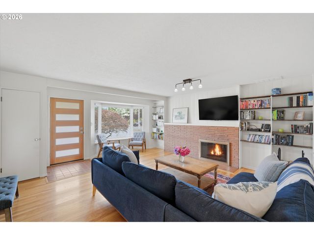 9630 Sw WILSHIRE St, Portland, OR 97225