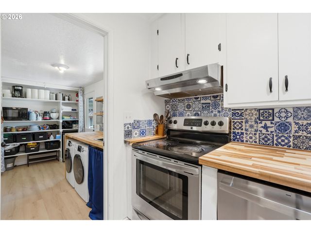 9630 Sw WILSHIRE St, Portland, OR 97225