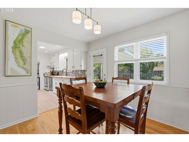 9630 Sw WILSHIRE St, Portland, OR 97225