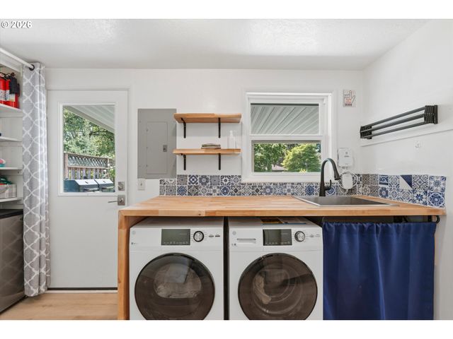 9630 Sw WILSHIRE St, Portland, OR 97225