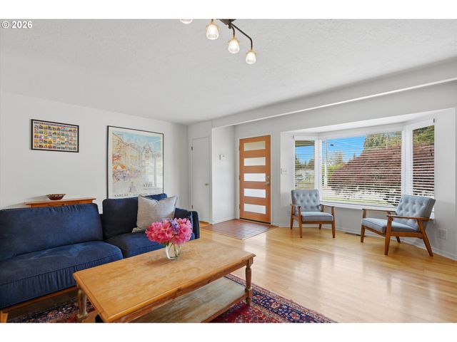 9630 Sw WILSHIRE St, Portland, OR 97225