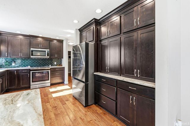22294 Fireside Drive, Goshen, IN 46528