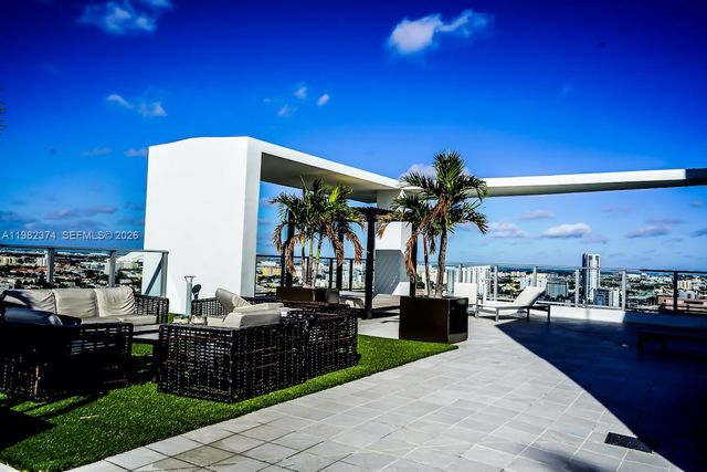 1010 SW 2nd Ave 1007, Miami, FL 33130