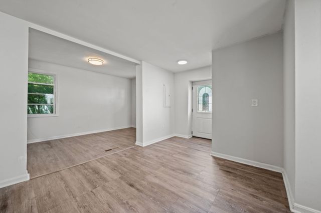 28 Warren St, Peabody, MA 01960