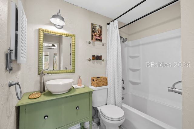 239 Beach City Rd Apt 2320, Hilton Head Island, SC 29926
