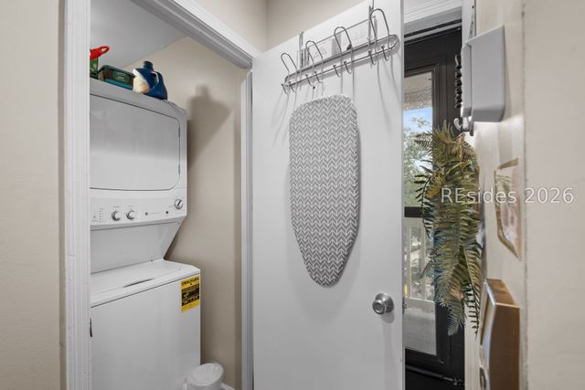 239 Beach City Rd Apt 2320, Hilton Head Island, SC 29926