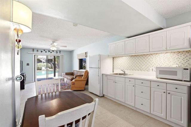 4325 S ATLANTIC AVENUE B6, New Smyrna Beach, FL 32169