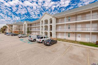 12386 River Highlands #H, St Amant, LA 70774