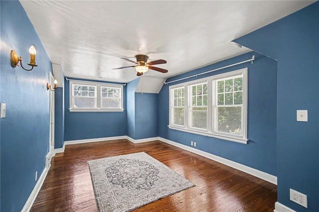 200 E 73rd Street, Kansas City, MO 64114