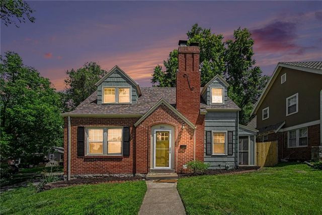 200 E 73rd Street, Kansas City, MO 64114