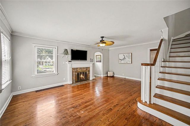 200 E 73rd Street, Kansas City, MO 64114