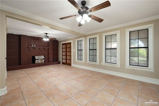 2400 Palm Hurst Drive, Palmhurst, TX 78573