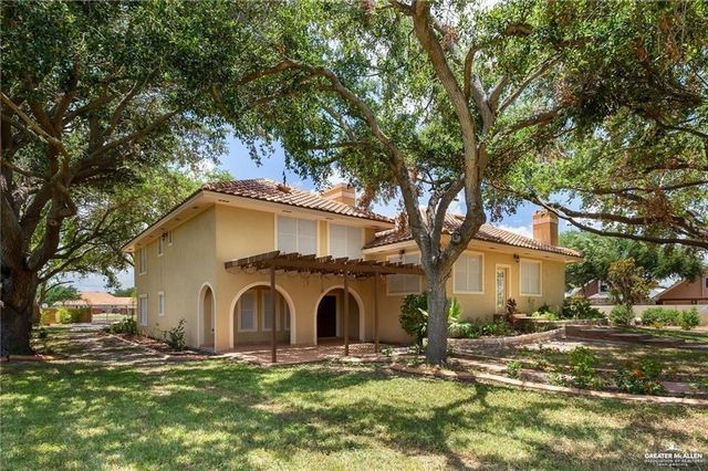 2400 Palm Hurst Drive, Palmhurst, TX 78573