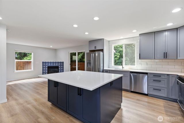 7475 Arcade Place NW, Bremerton, WA 98311