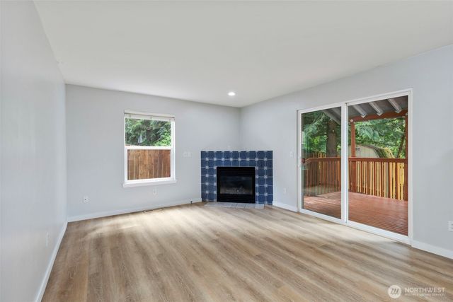 7475 Arcade Place NW, Bremerton, WA 98311