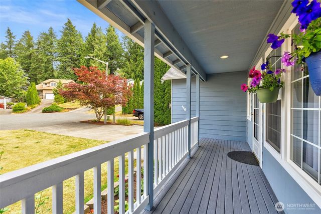 7475 Arcade Place NW, Bremerton, WA 98311