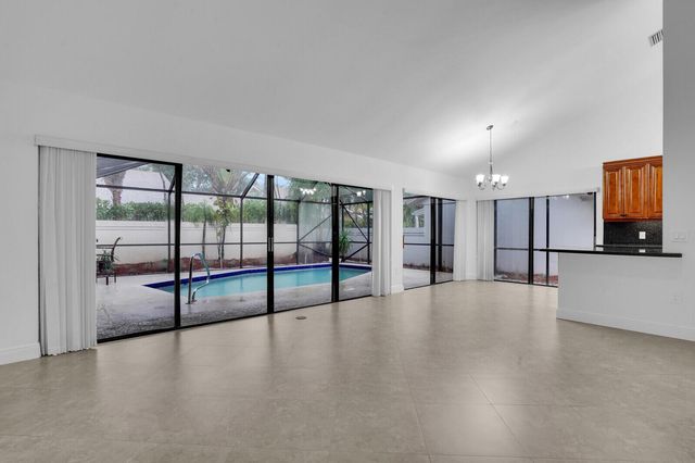 112 INNER HARBOUR Way, Jupiter, FL 33477