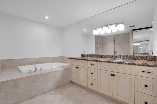112 INNER HARBOUR Way, Jupiter, FL 33477