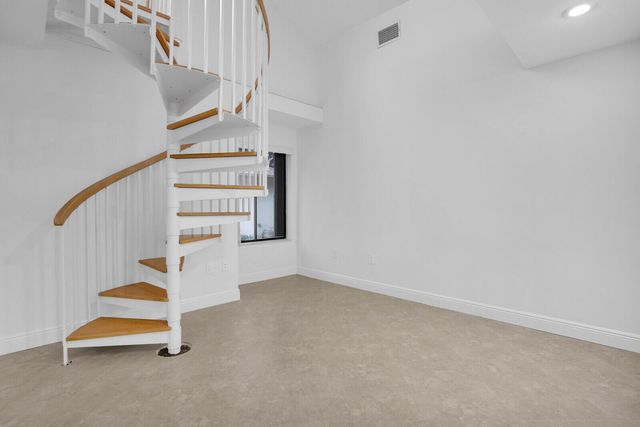 112 INNER HARBOUR Way, Jupiter, FL 33477