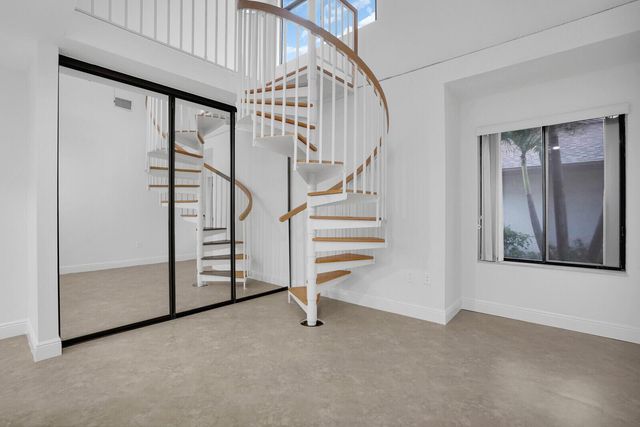112 INNER HARBOUR Way, Jupiter, FL 33477