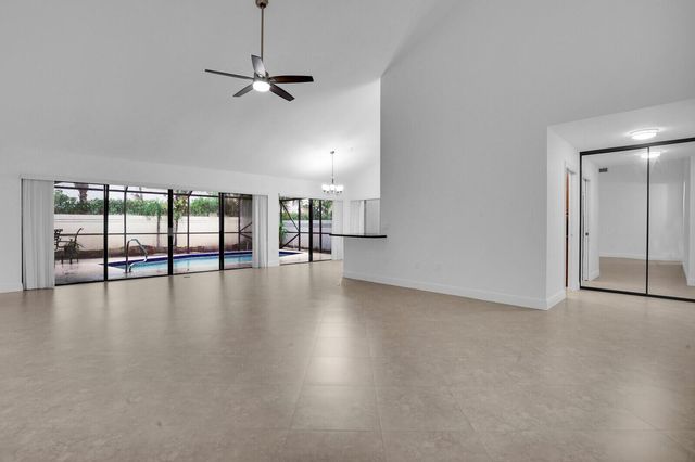 112 INNER HARBOUR Way, Jupiter, FL 33477