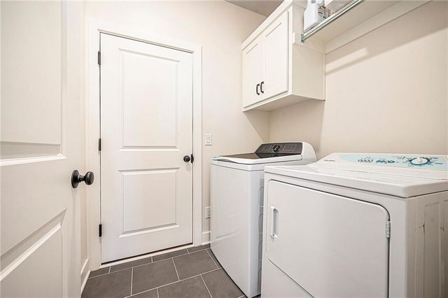 1748 NW 107th Terrace, Kansas City, MO 64155