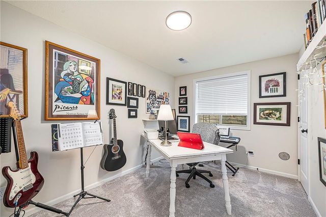 1748 NW 107th Terrace, Kansas City, MO 64155