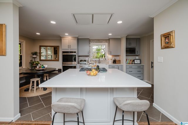 2361 GARLAND DRIVE, Vestavia Hills, AL 35216