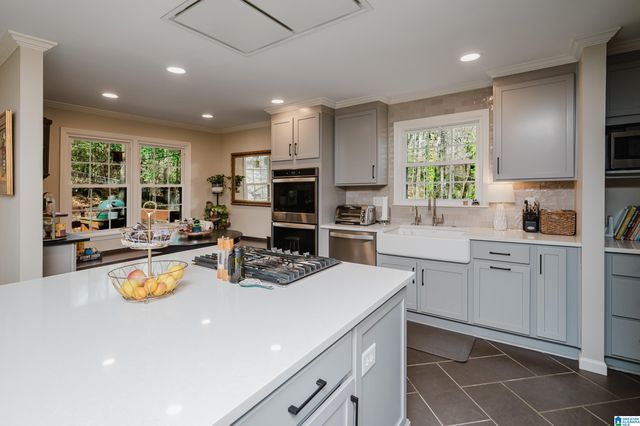 2361 GARLAND DRIVE, Vestavia Hills, AL 35216