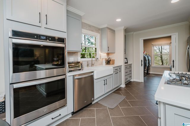 2361 GARLAND DRIVE, Vestavia Hills, AL 35216