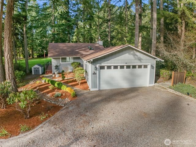 11001 Pioneer Drive, Anderson Island, WA 98303