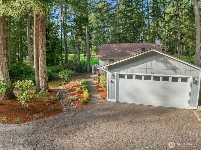 11001 Pioneer Drive, Anderson Island, WA 98303
